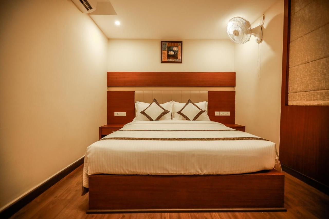 Nesma Palace Kannur Esterno foto